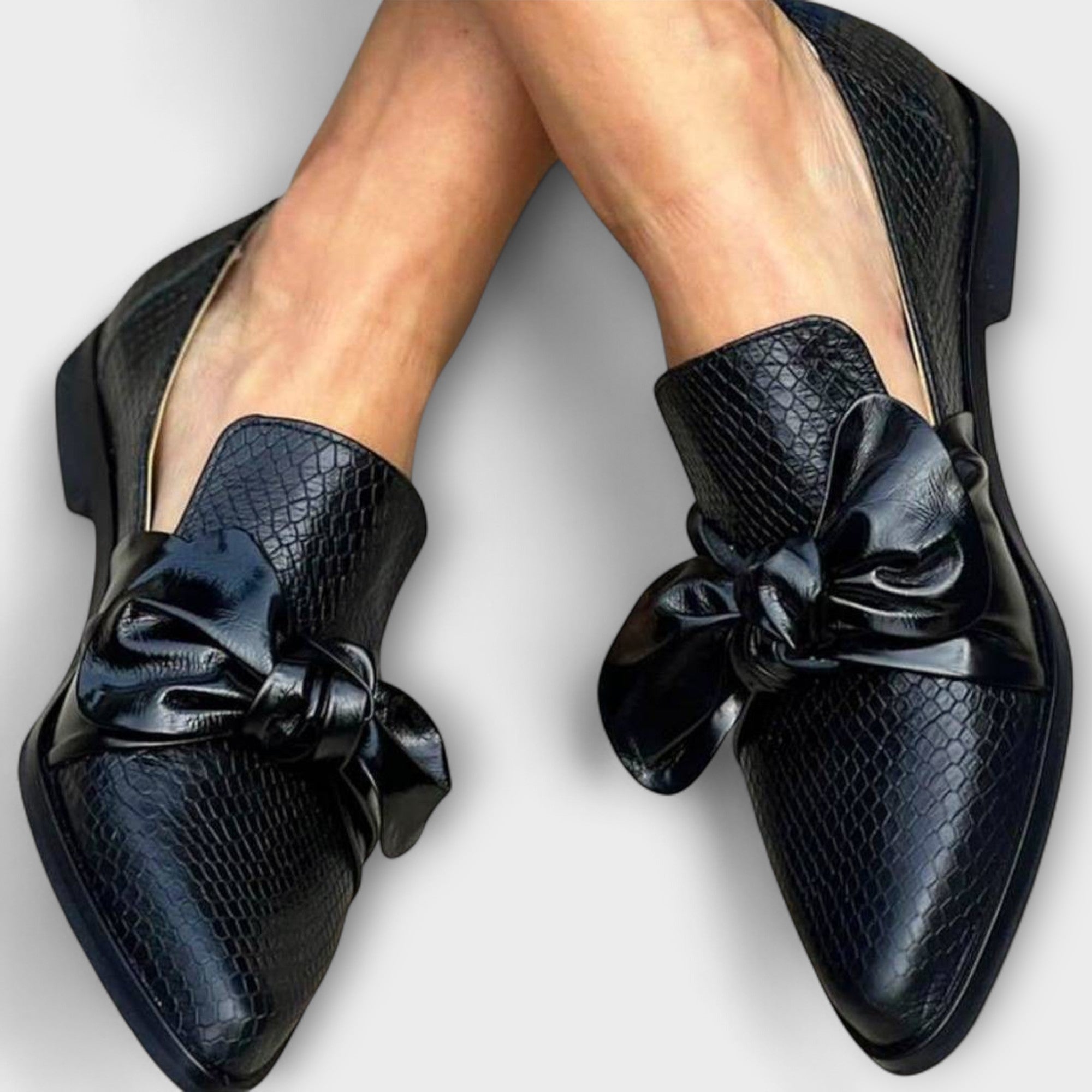 AlvaStockholm™ | Mocasines con detalle de lazo