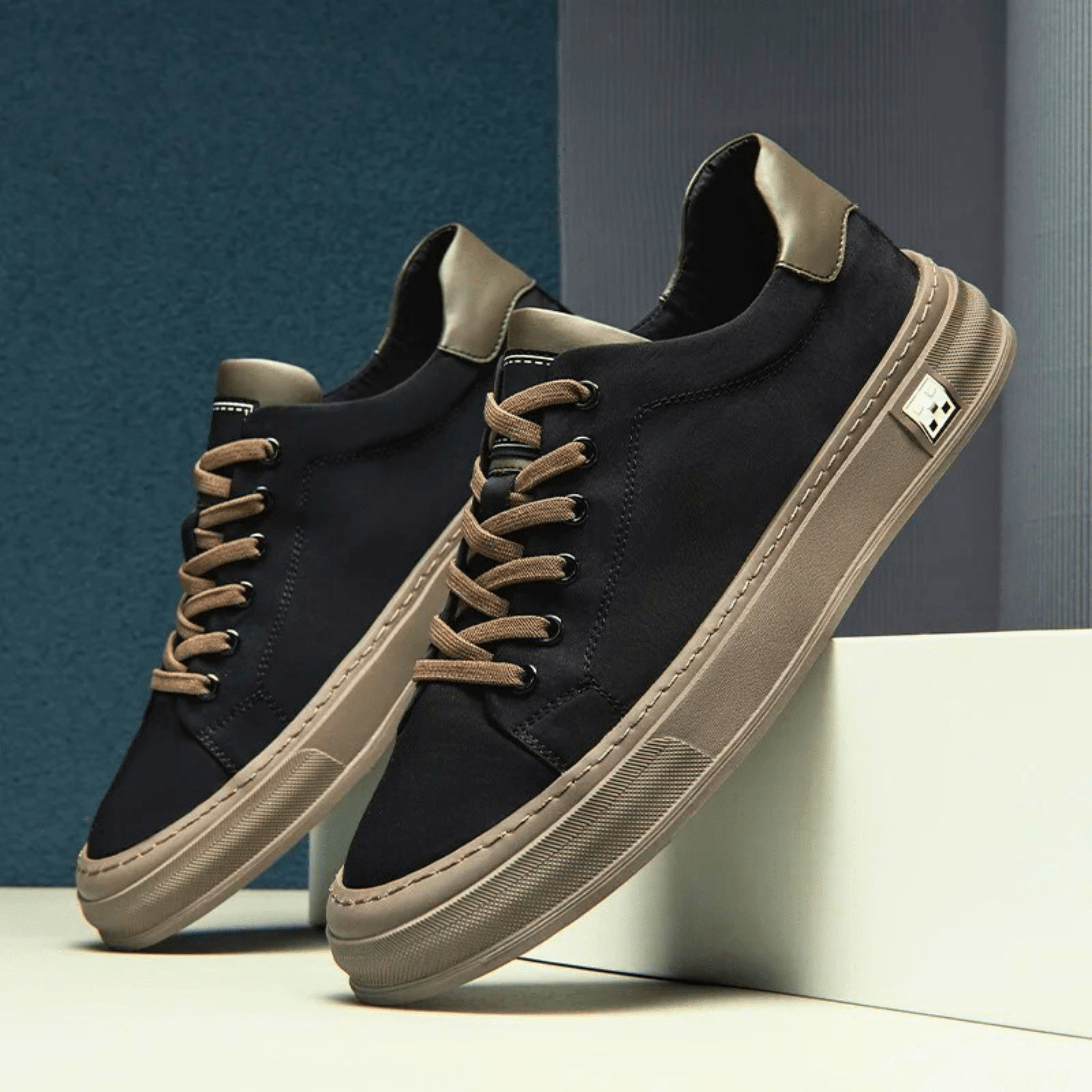 Ariston™ | Zapatilla Clásica